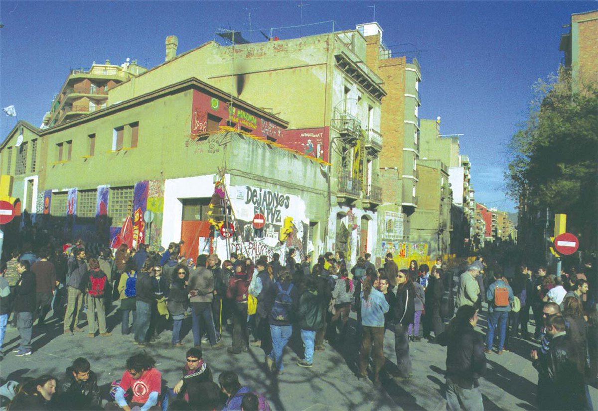 Avui fa 29 anys, una dotzena de joves de Sant Andreu, vam okupar un antic magatzem al carrer Gran n1. El vam anomenar el Palomar, i aviat es va convertir en un referent polític i cultural a la ciutat de Barcelona.