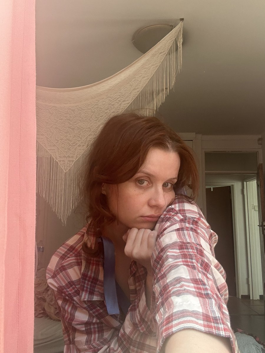 softly lightly tweet media