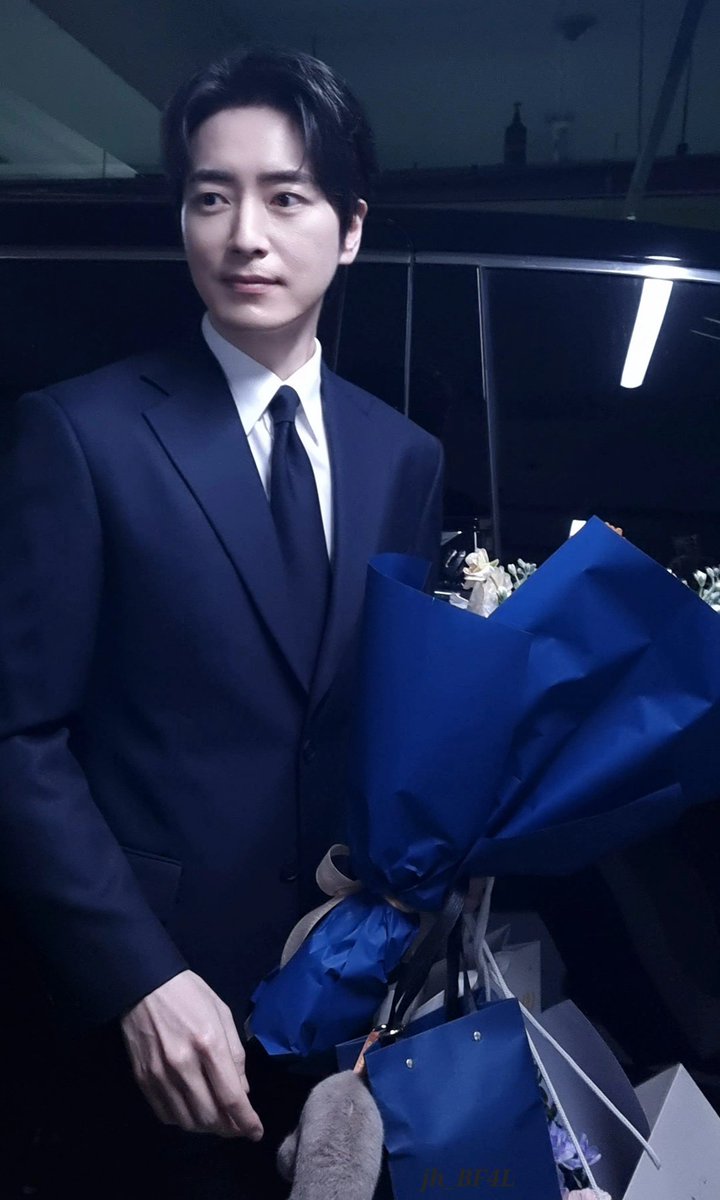 륵 🦥 tweet media