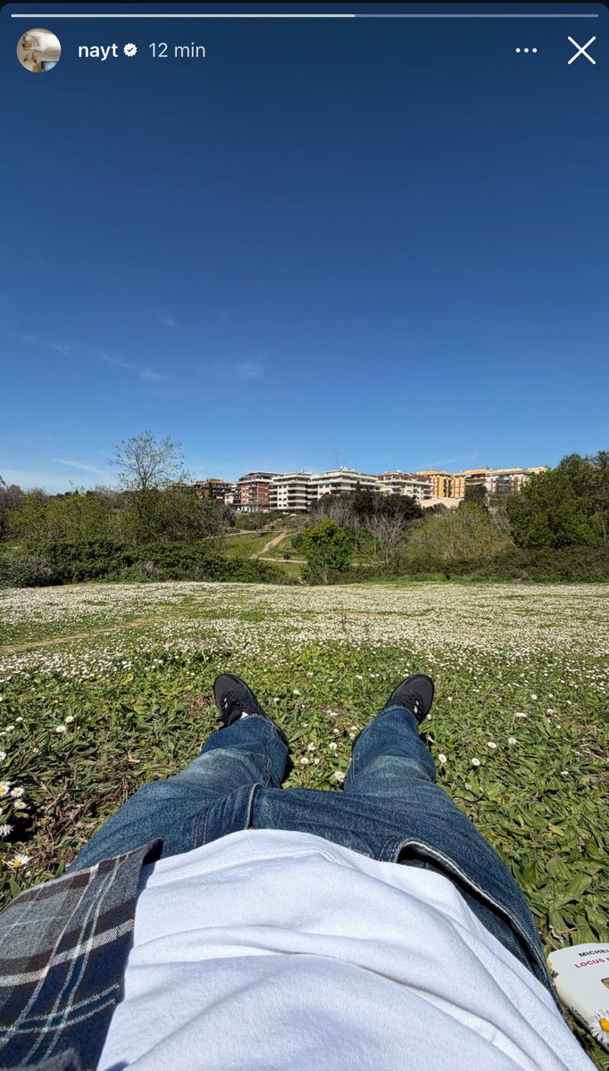 Vals🌻 tweet media