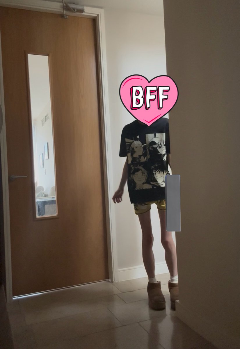 kc4ls_'s tweet photo. My scale won’t work so I’m once again asking…. 🥲

What bmi does this look? 

(155cm, 22yrs) https://t.co/cUtpOsyA1H