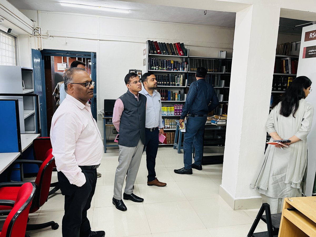clmanitb's tweet photo. The @clmanitb is happy to host the government officials of different departments from Madhya Pradesh. The visit was quiet warm and had a fruitful discussion over setting up the e-library in all the state government industrial training institutions.

#ITI #MadhyaPradesh #elibrary https://t.co/BibLI0CddL