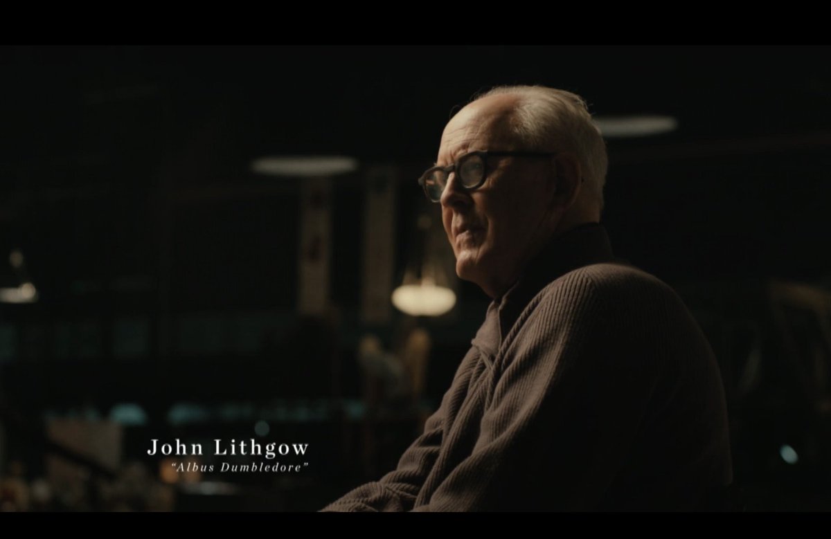 AngelFDAN's tweet image. #JohnLithgow se ve muy bien como #AlbusDumbledore en la serie de #HarryPotter 👏👏👏