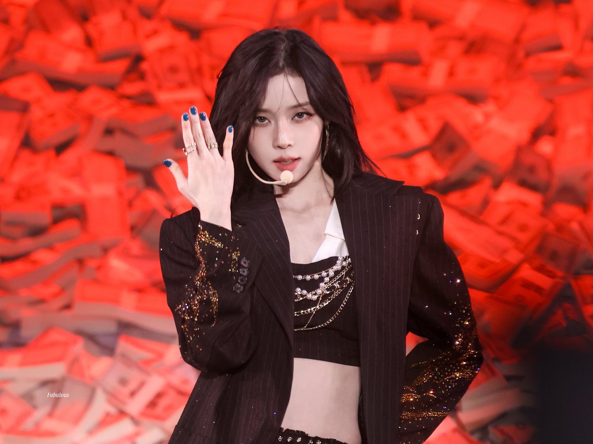 Fabulous tweet media