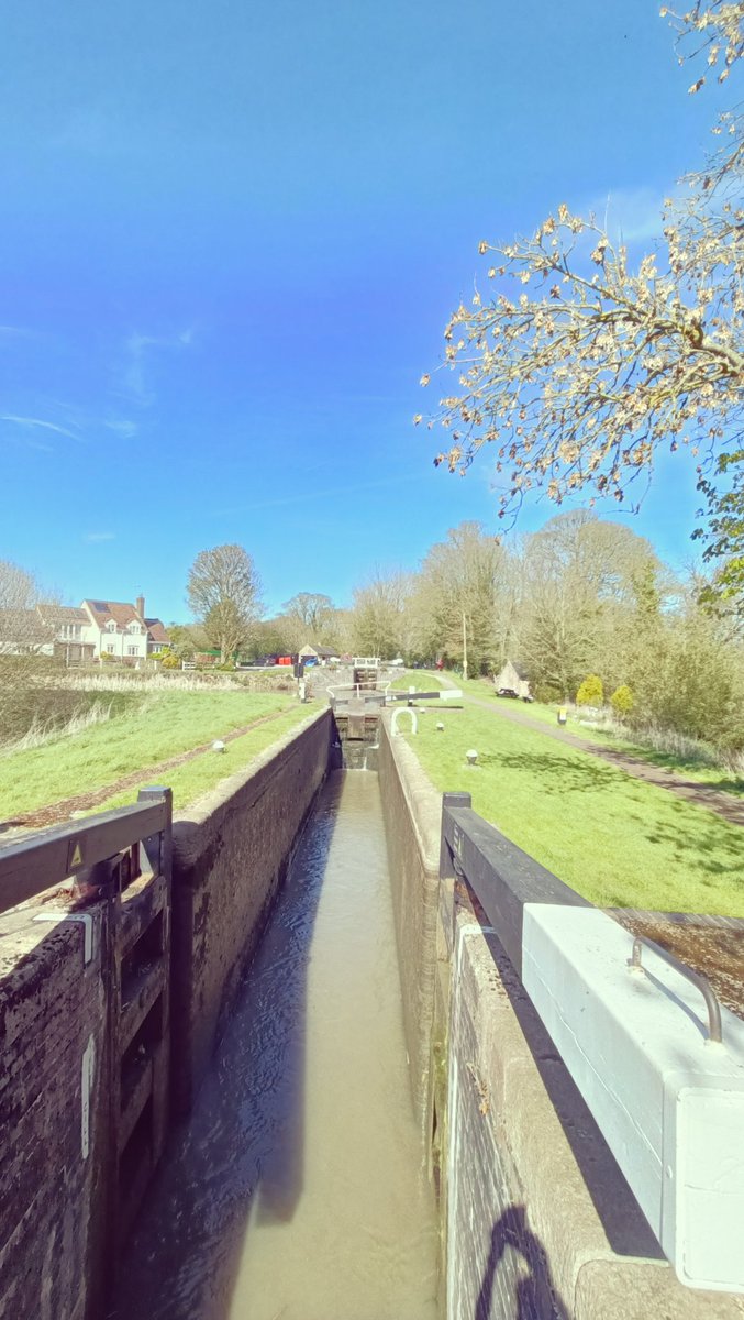 Watford Locks tweet media