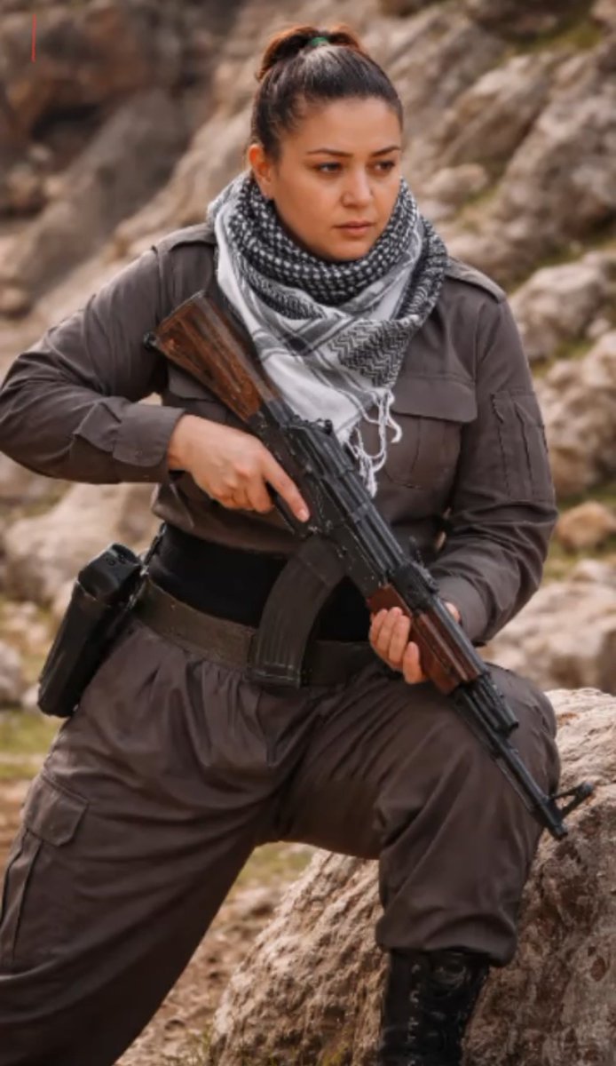 آزاد ایلخانی tweet media