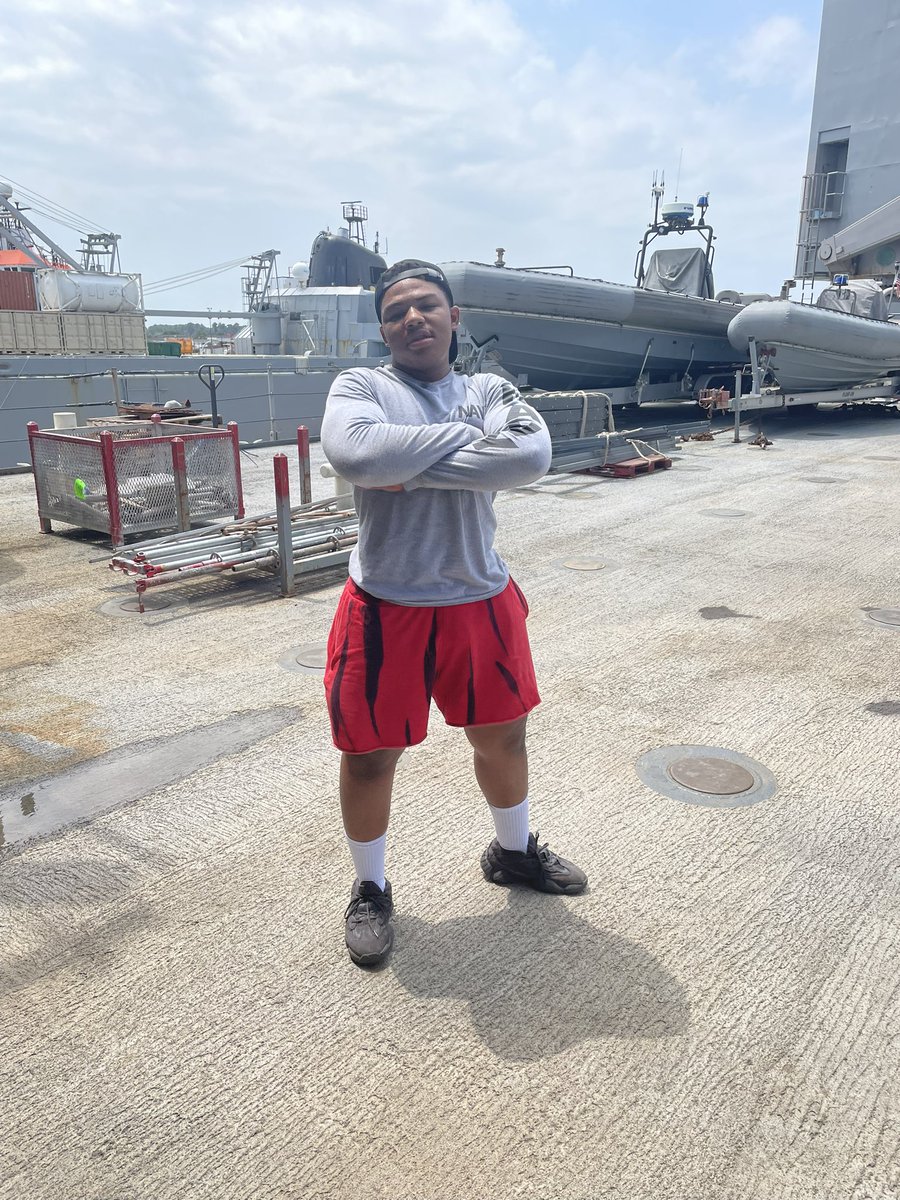 Which version of myself you letting fuck 1st🤔