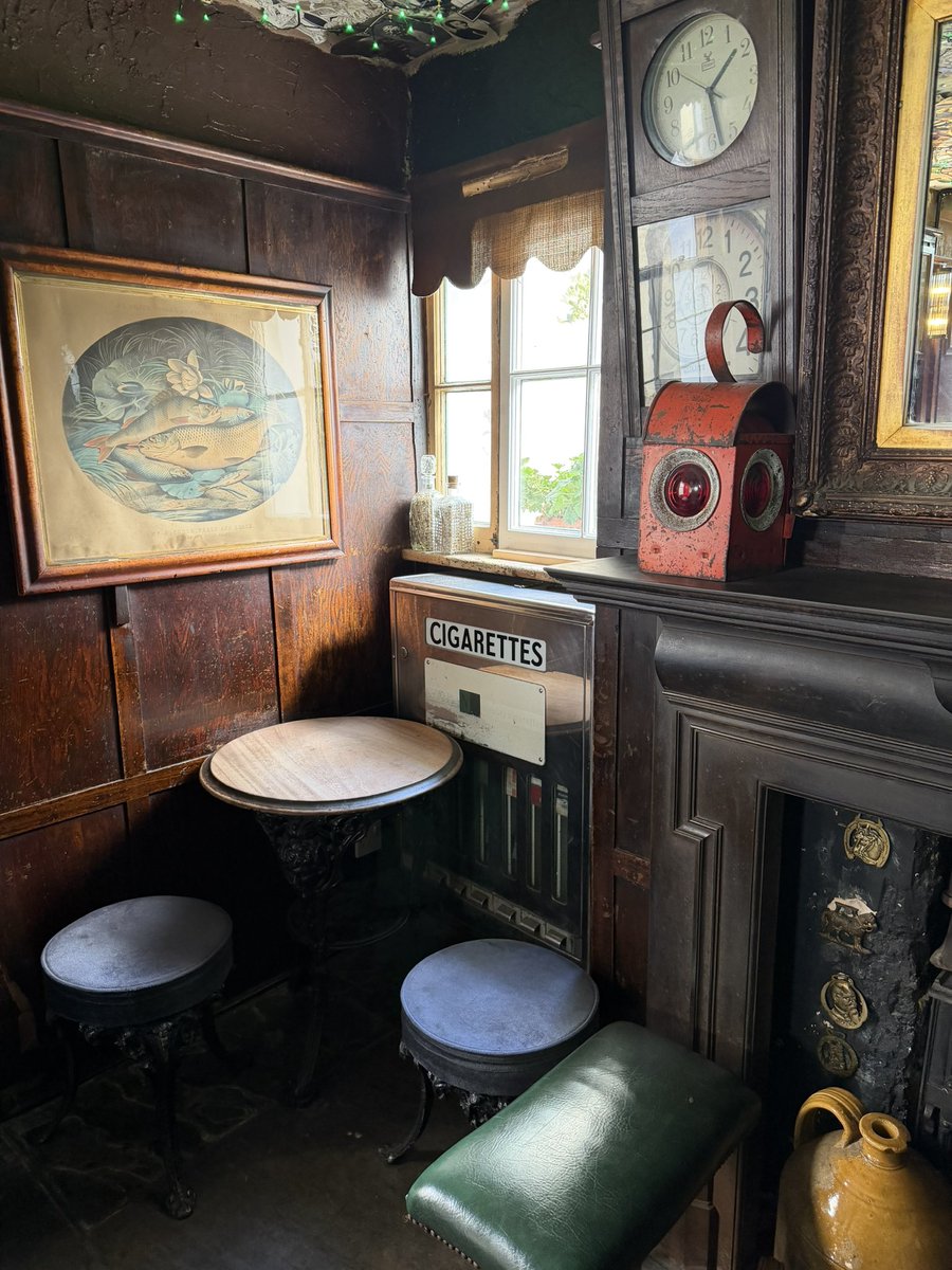 Alastair Hilton tweet media