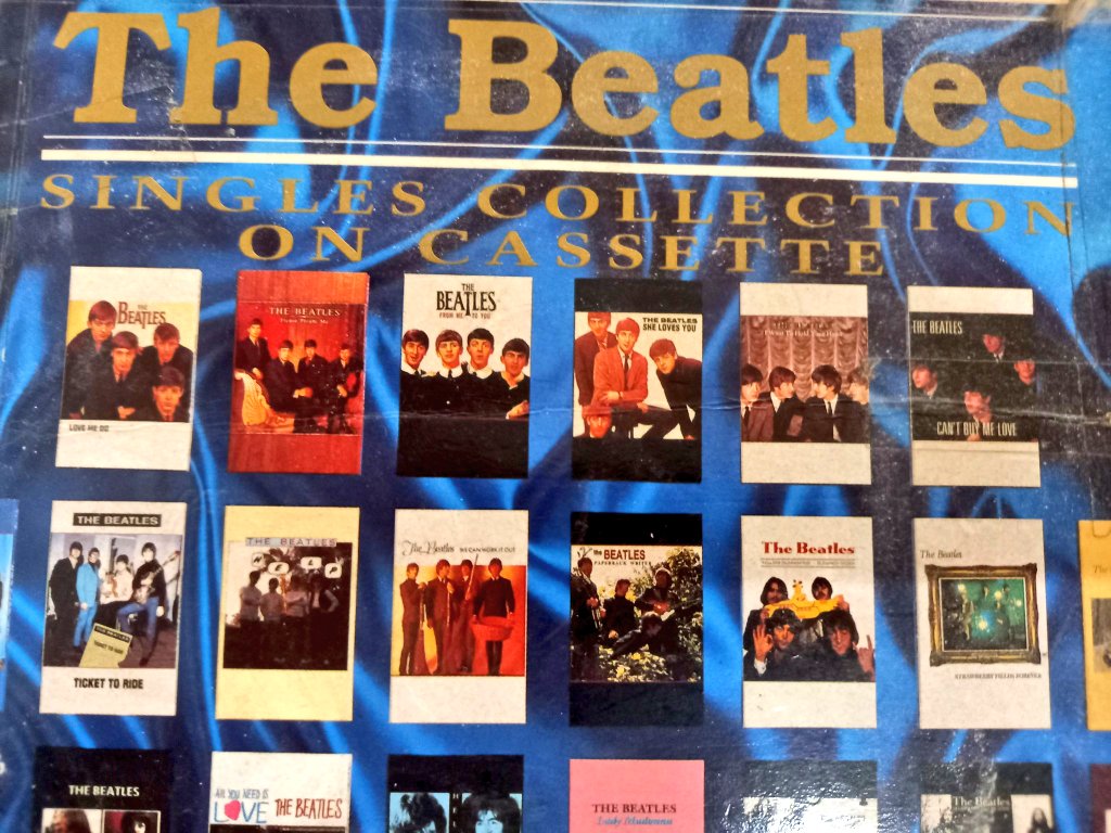 carlosgvizcaino's tweet image. The Beatles Singles Collection On Cassette. 

#TheBeatles
#Cassette #JohnLennon #PaulMcCartney #GeorgeHarrison #RingoStarr #Singles @thebeatles