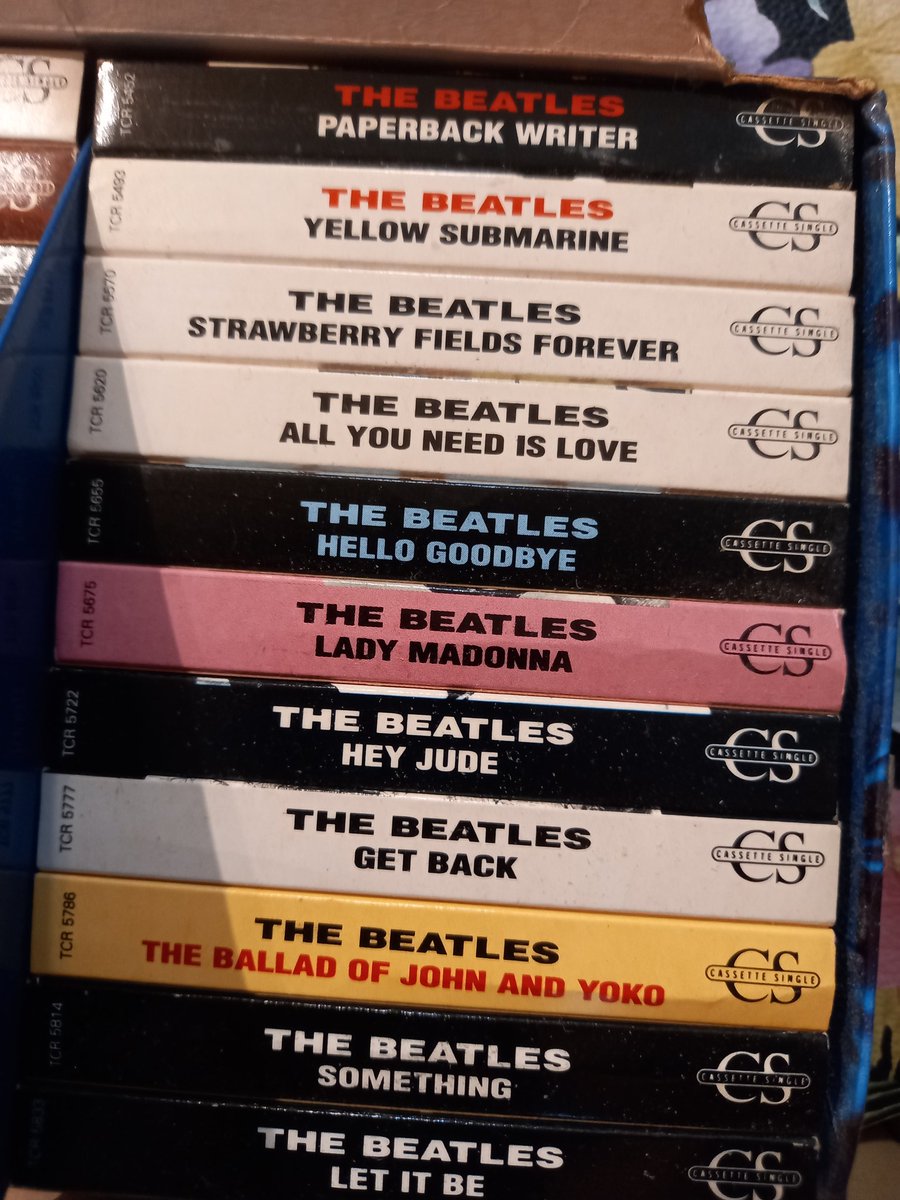 carlosgvizcaino's tweet image. The Beatles Singles Collection On Cassette. 

#TheBeatles
#Cassette #JohnLennon #PaulMcCartney #GeorgeHarrison #RingoStarr #Singles @thebeatles