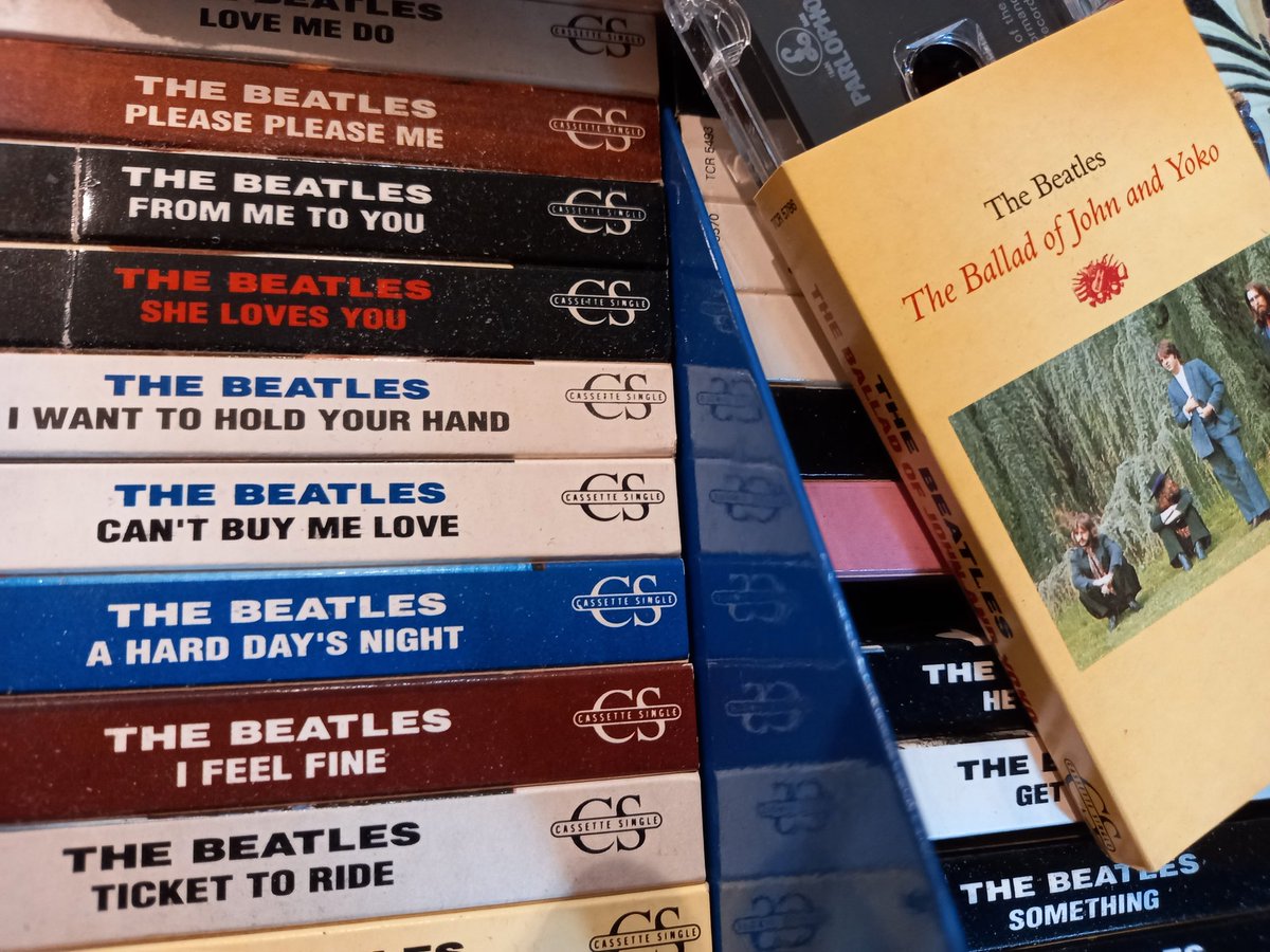 carlosgvizcaino's tweet image. The Beatles Singles Collection On Cassette. 

#TheBeatles
#Cassette #JohnLennon #PaulMcCartney #GeorgeHarrison #RingoStarr #Singles @thebeatles