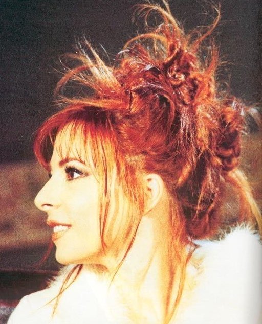 paganfullmoon's tweet image. Mylène Farmer’s hair is something else #icon #mylenefarmer #hairstyle #redhair