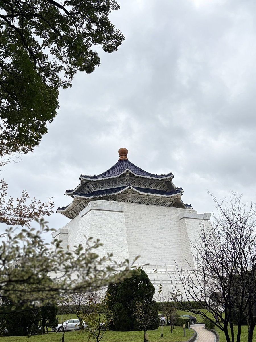najdz14's tweet photo. injoy every single time keep walking and explore the place 📍🇹🇼🏯🚶🏻 https://t.co/Rv3ZibGPs8