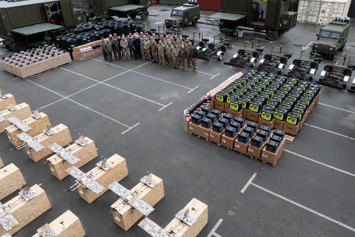 Петро Порошенко tweet media