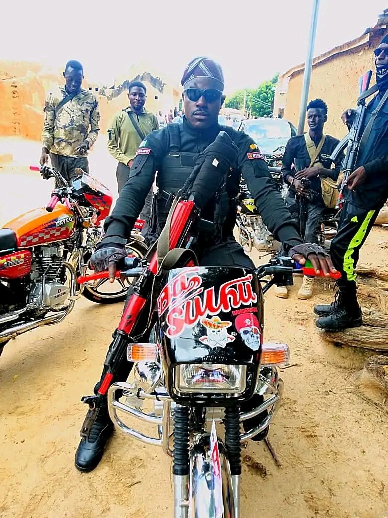 Bakatsine tweet media