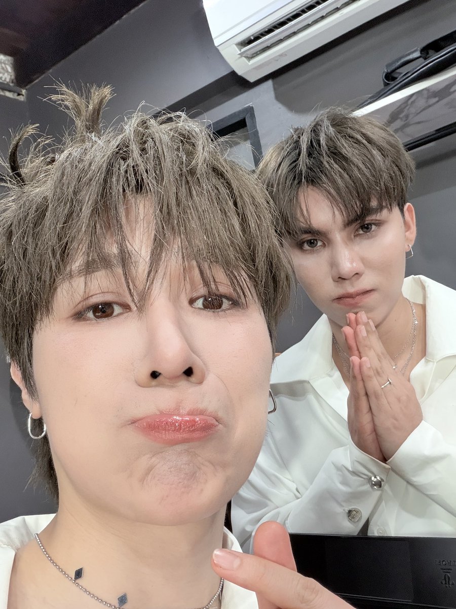 peatwasu #เคลวิน tweet media