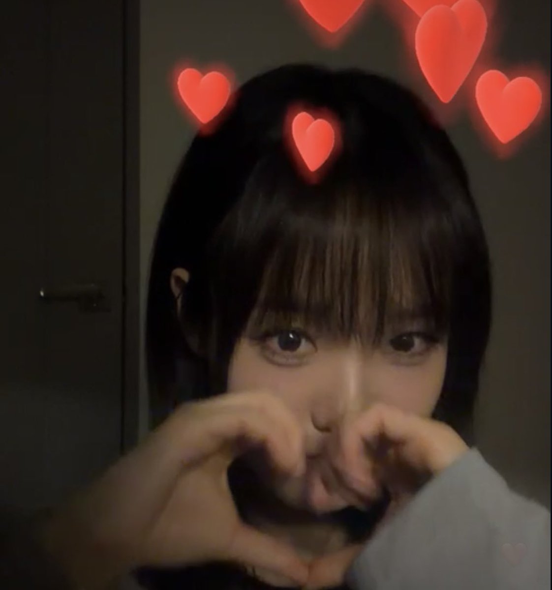 소행성B1111 tweet media