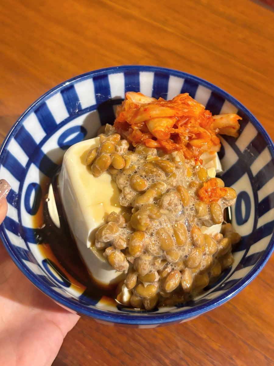 yuyudayo0924's tweet photo. 私本当友達とか彼氏といる時死ぬほど食べるんだけど調整期間の1人の晩御飯は大体これ。旅行中も沢山美味いもの食べたいから1週間前からこれ。

一定数痩せてる子って1人でいる時絶対我慢してる(と思ってる)(体質で太らない子はいるけど)(羨ましい) https://t.co/d4tRJDWQtw