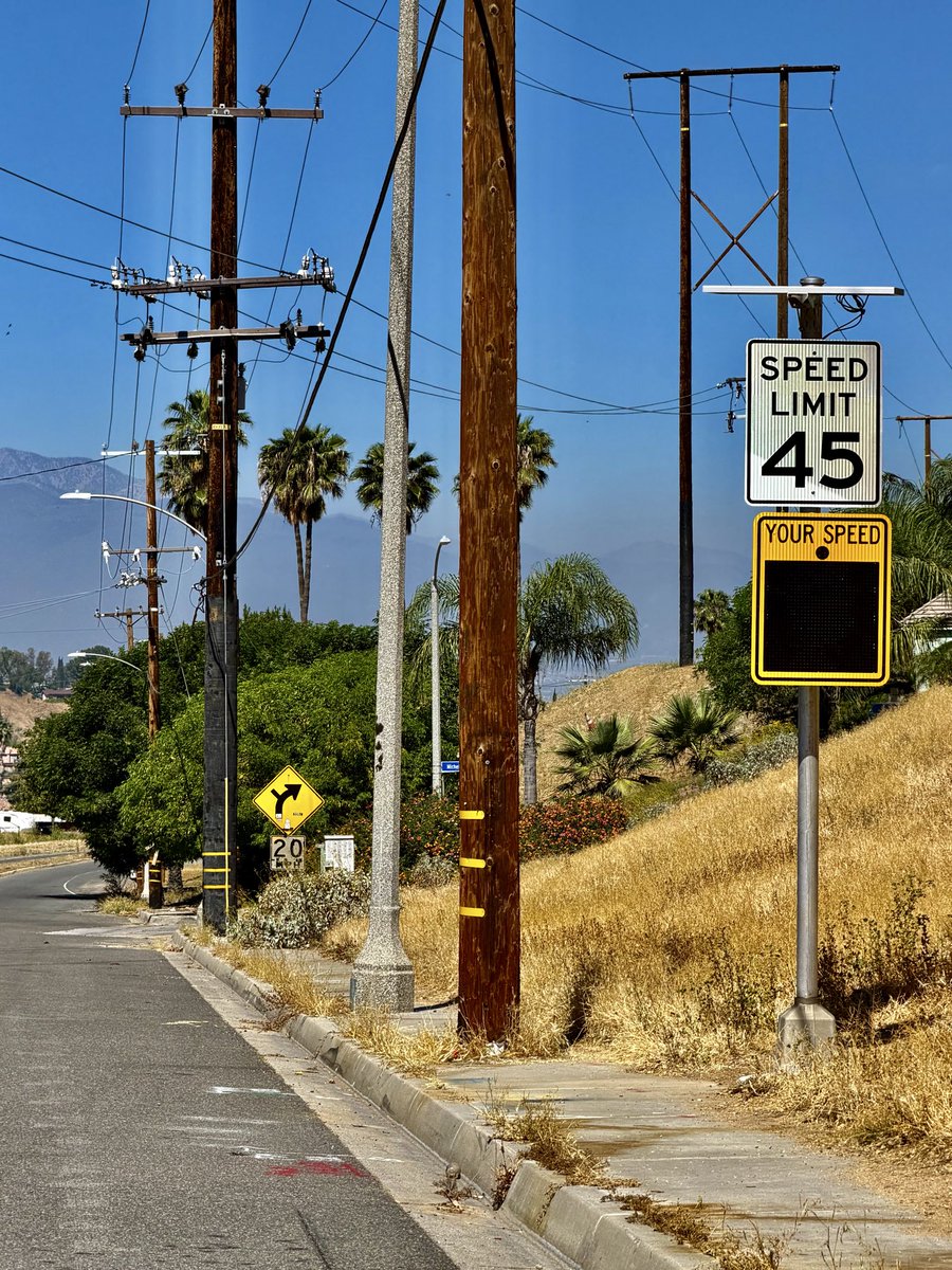 EchevarriaFor's tweet photo. I wanted to give a big Shout Out to our Colton Public Works Department for recently installing the new Speed Signs along Reche Canyon Road. Our canyon residents have expressed their concerns about the speeding vehicles and this tool will help remind motorists to slow down. https://t.co/LrpG2m8t6D