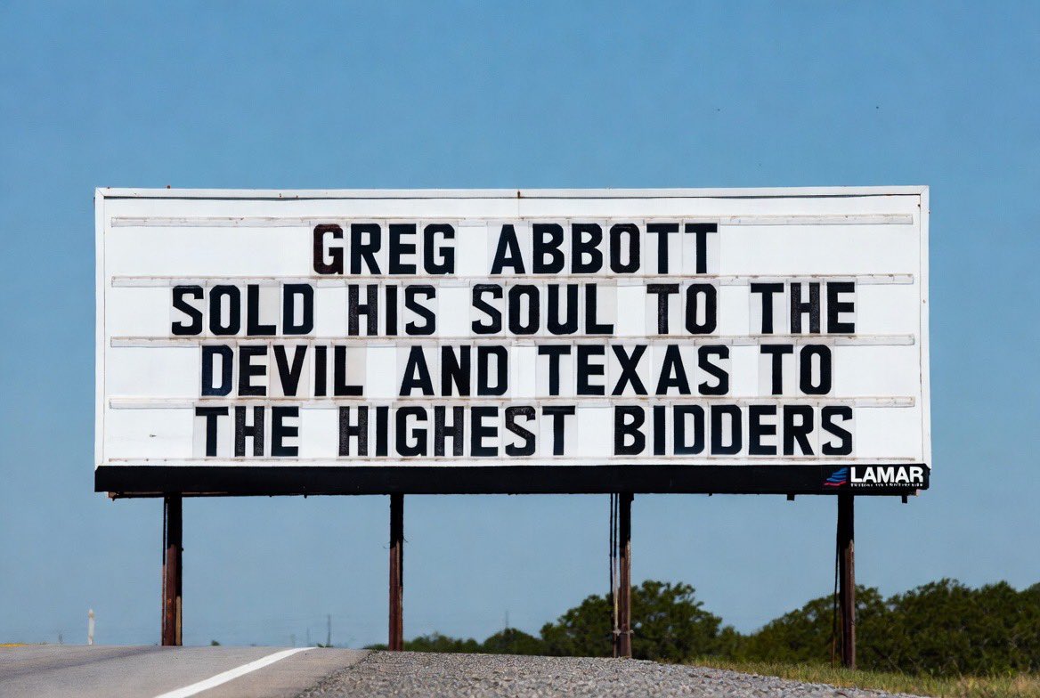 TEXAN VickyU 💜💥🙏🫣 tweet media