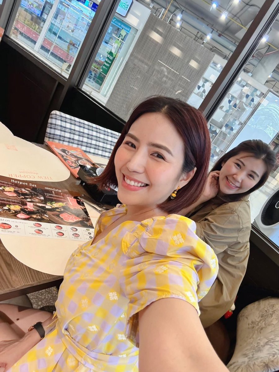 เกาะสวาทหาดสวรรค์ tweet media