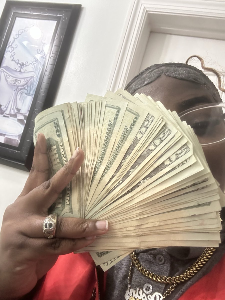 𝔻𝑒𝓈𝓉𝒾𝓃𝒾♡ tweet media