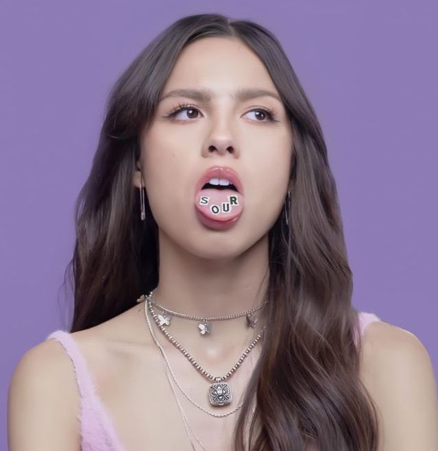 UpdateCharts tweet media