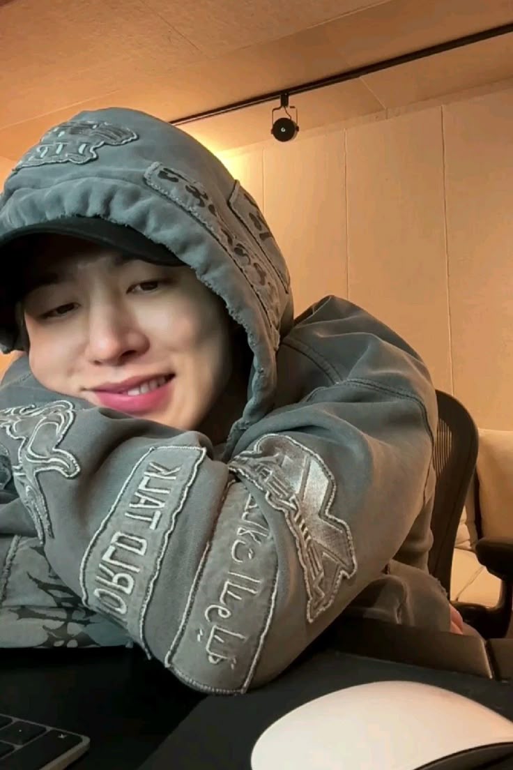 iKON11hanbin's tweet photo. 🫧×(•ᴗ•)🐥♡ https://t.co/V6qeux1mKi
