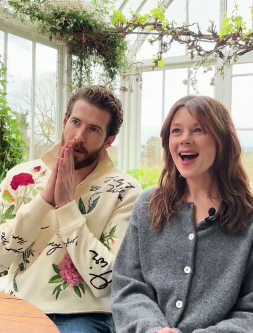 in my philoise era 💌 tweet media