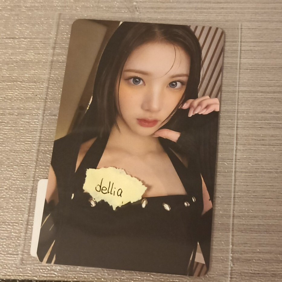 delliaเผ*ยทห tweet media