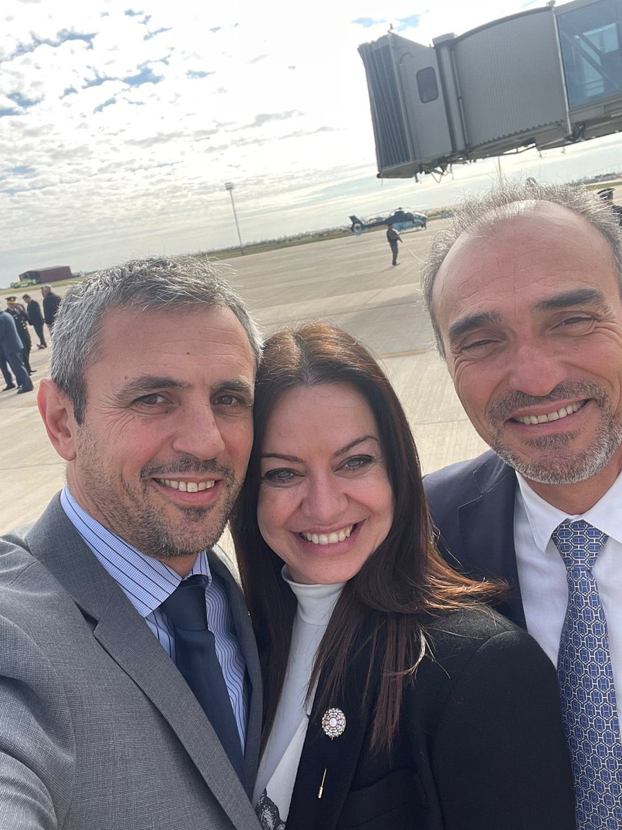 Martin Menem tweet media