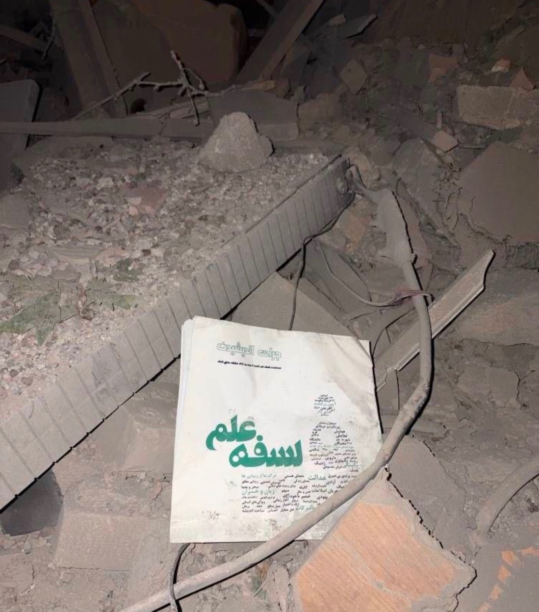 Atoosa Kasirzadeh tweet media