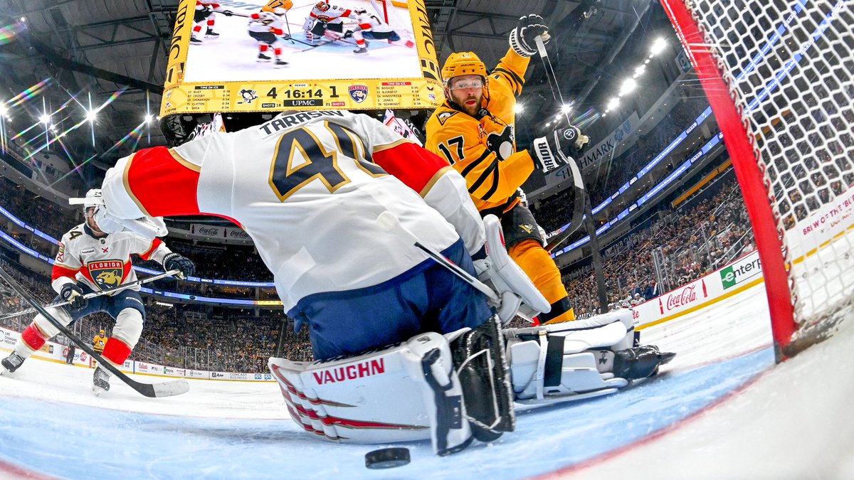 Penguins PR tweet media