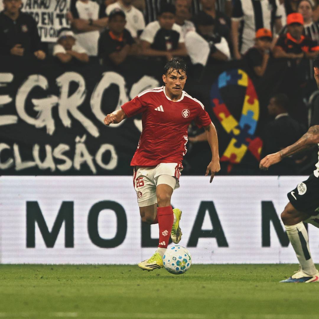 R10 Score tweet media