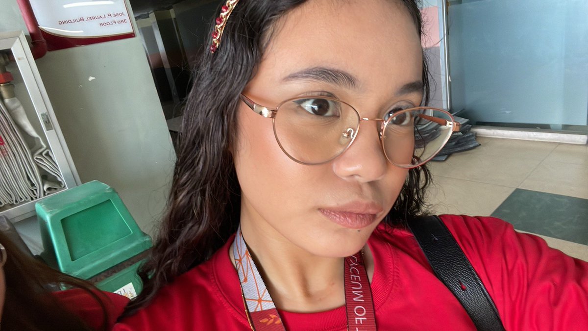 luna (logged out, studying finals) tweet media