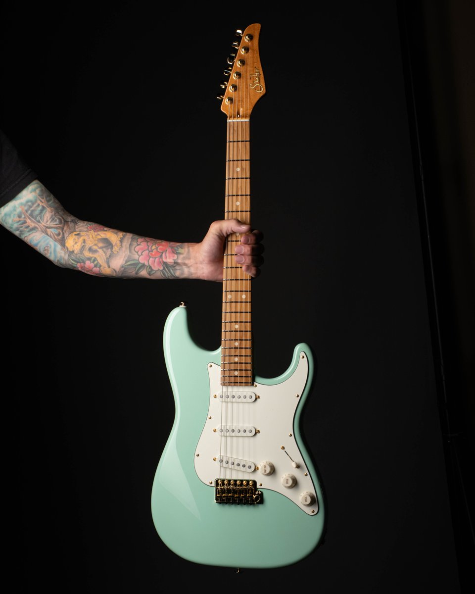 Suhr Custom tweet media