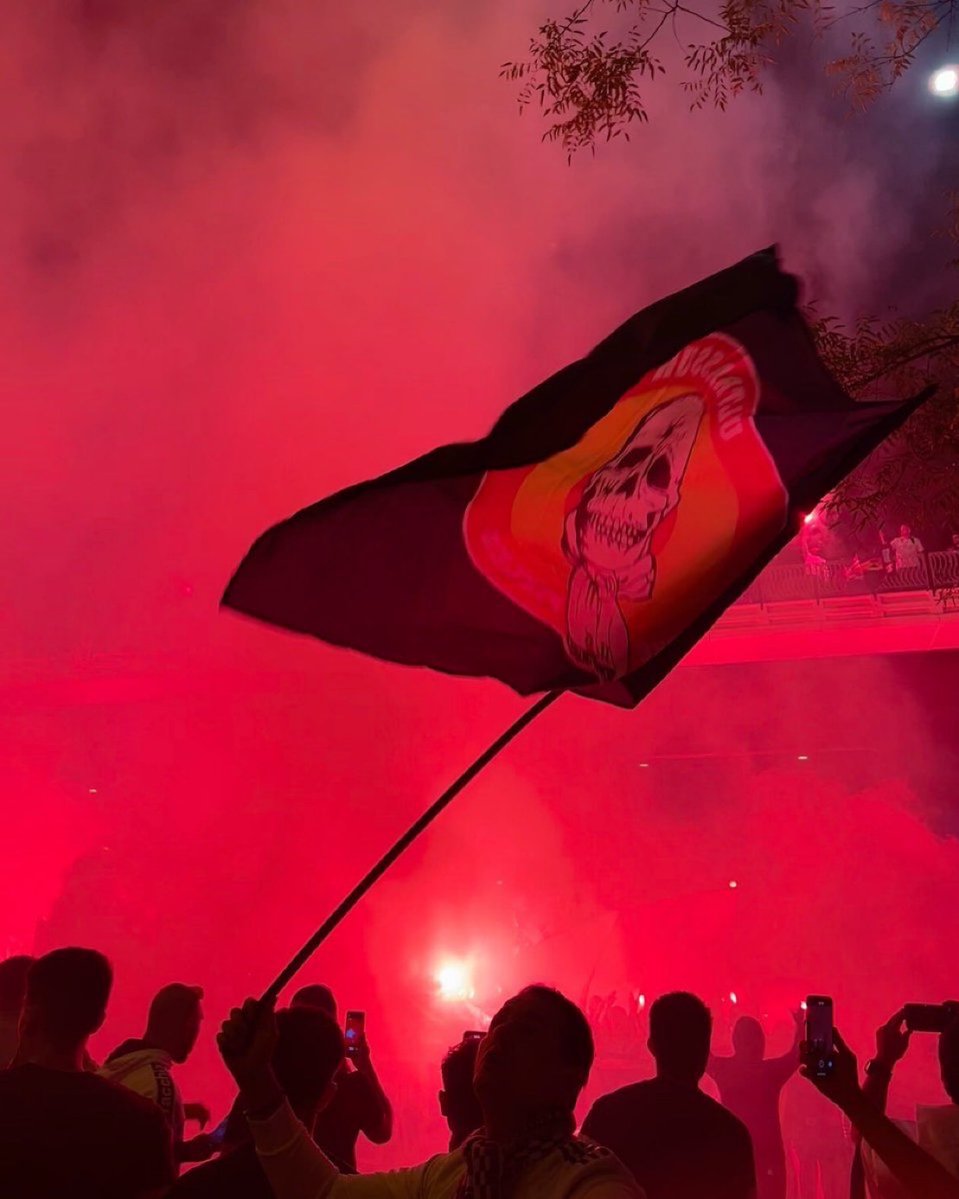 Madrid Universal tweet media