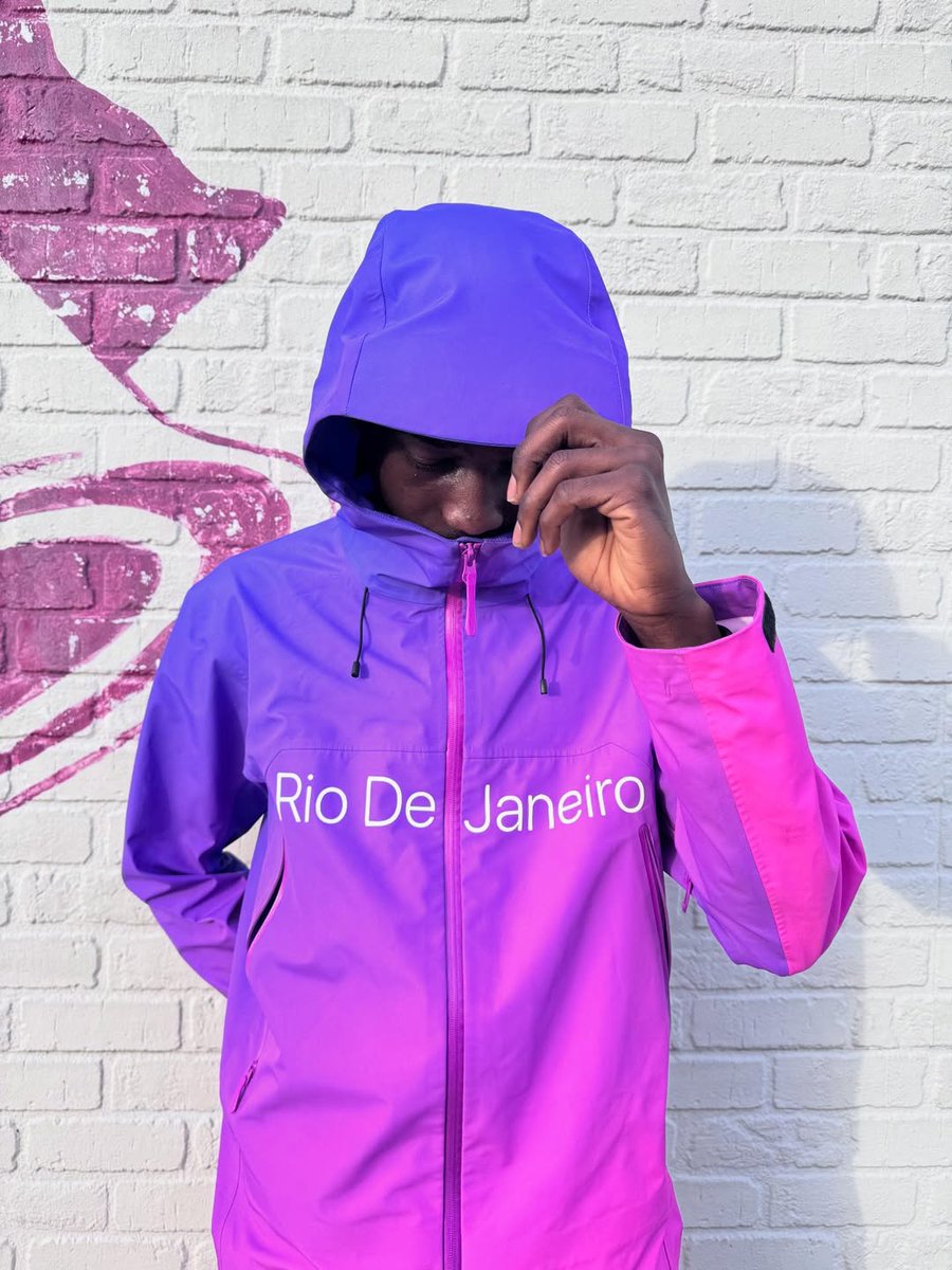 vetmamagazine's tweet image. Rio De Janeiro Filter Jacket from Zizous
