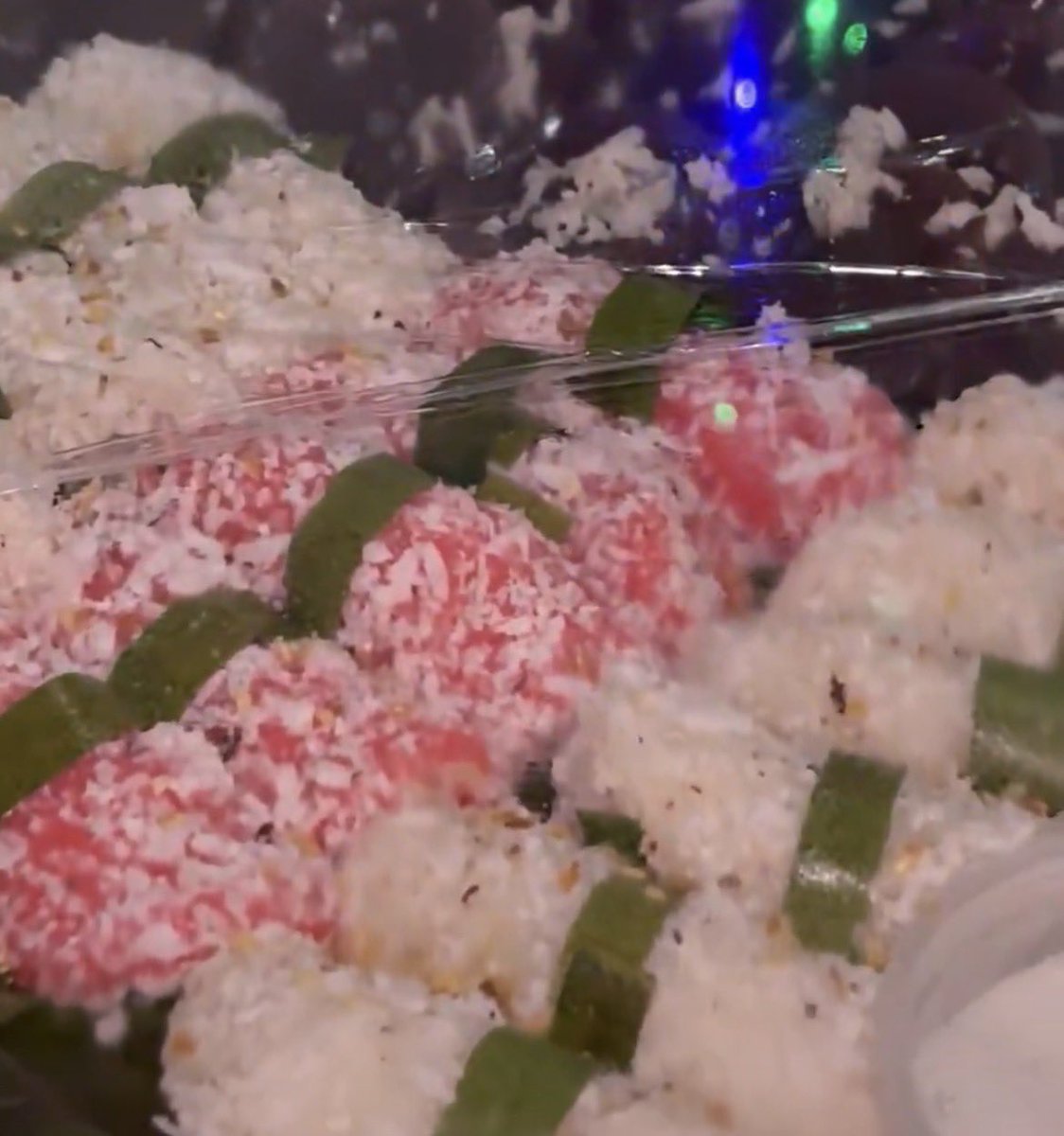 𝒈𝒓𝒂𝒄𝒆 𝘪𝘴 𝘴𝘦𝘦𝘪𝘯𝘨 𝘹𝘭𝘰𝘷 𝘢𝘨𝘢𝘪𝘯 tweet media