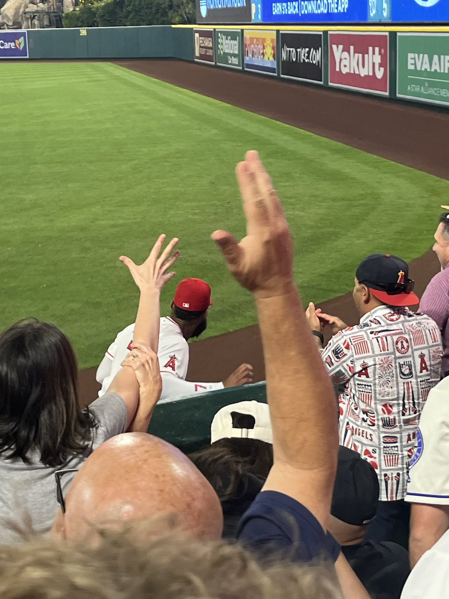 pernitskyn's tweet photo. Pretty sure I’ll never witness a catch like this again, and only 20’ away. Incredible night for Adell. https://t.co/0GKSvKGbW9