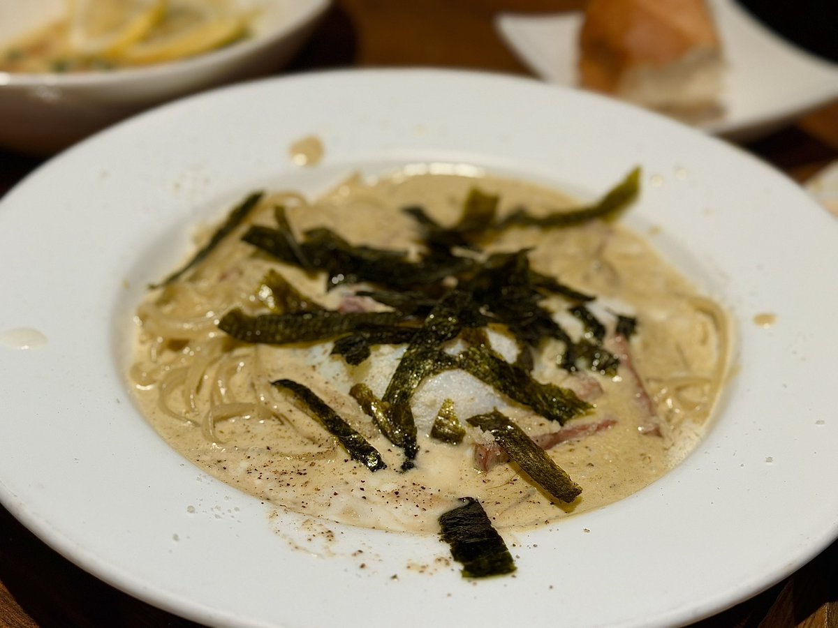 今年からは〆切直前でも根を詰め過ぎず休みを取って体調と気力管理しよう!にシフトしたので今日は一日桜とかネコチャンを撮り回ったり外食で豪遊してリフレッシュした🤗 