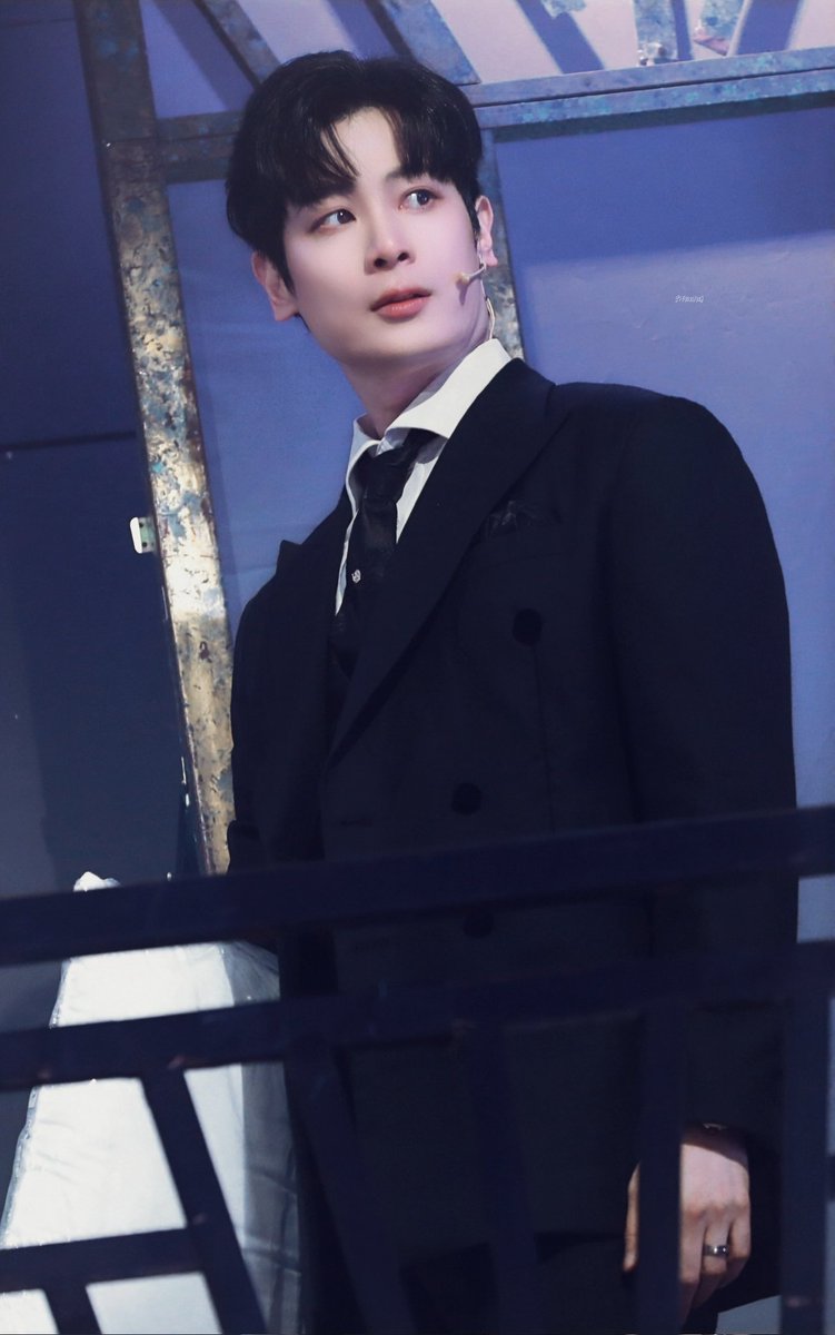 𝐒𝐏𝐈𝐍 tweet media