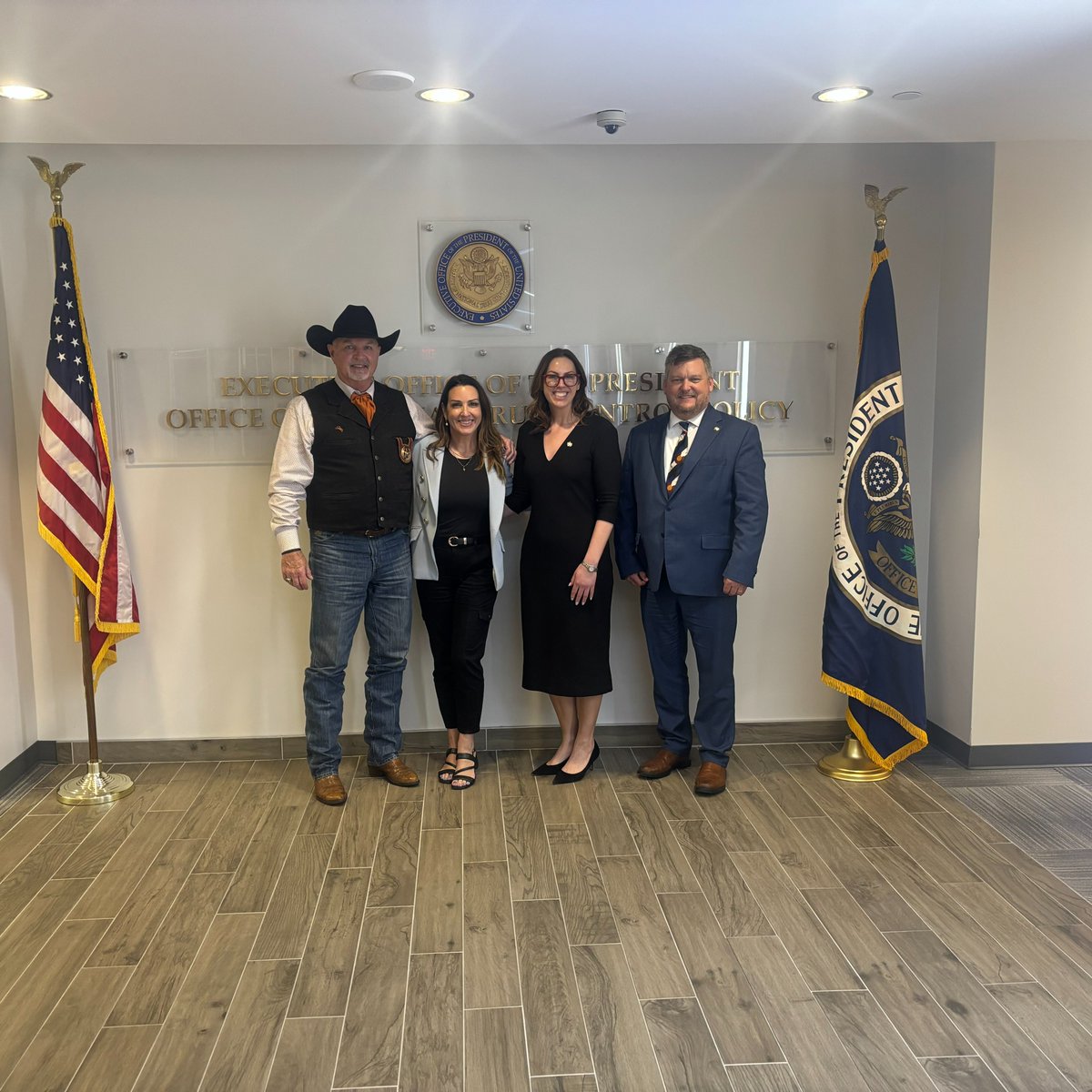 Great meeting with Drug Czar Sara Carter at the Office of National Drug Control Policy to discuss keeping our communities safe. We appreciate your dedication to public safety. <a href="/SaraCarterDC/">Sara A. Carter</a> <a href="/ONDCP/">ONDCP</a>