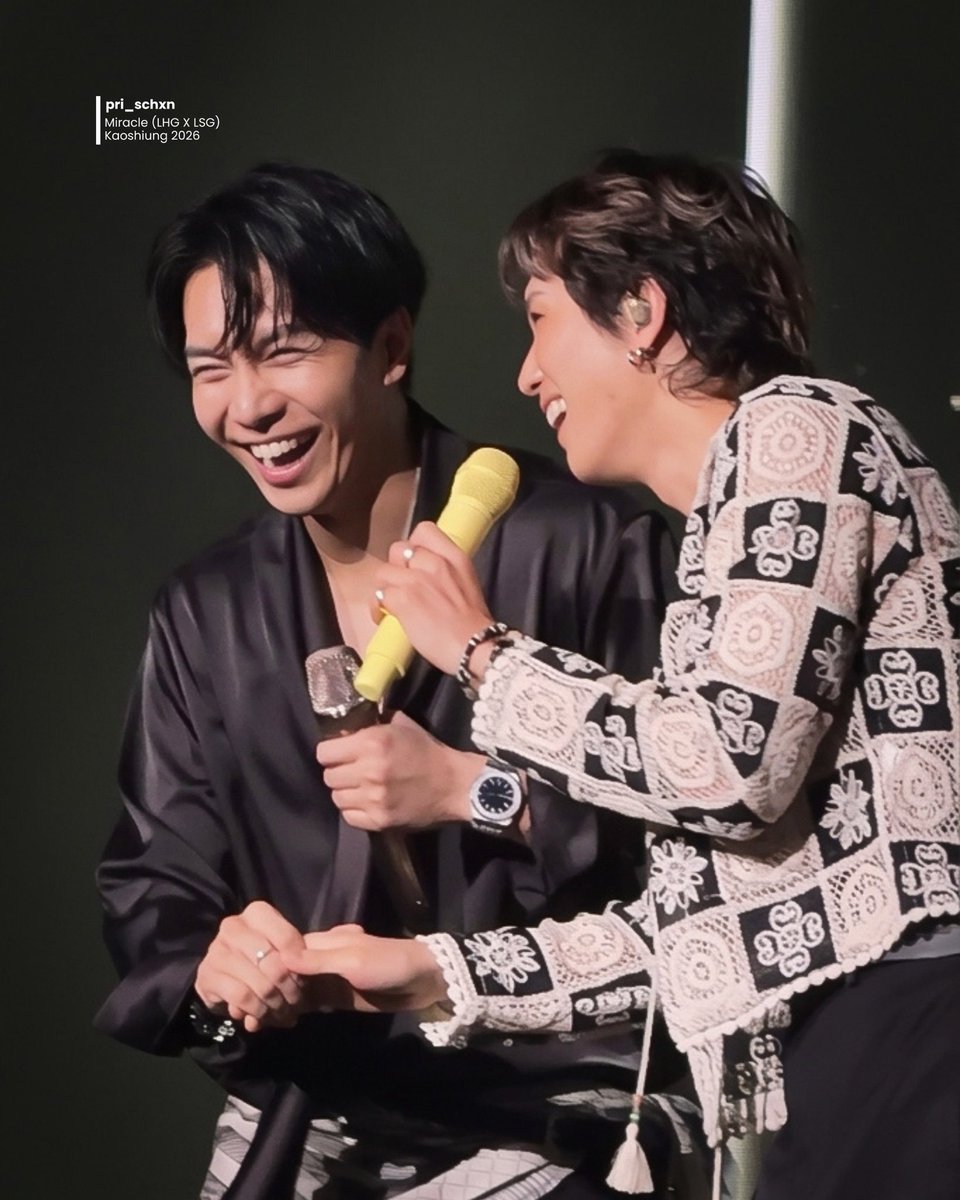 Pri_Schxn 💛 tweet media