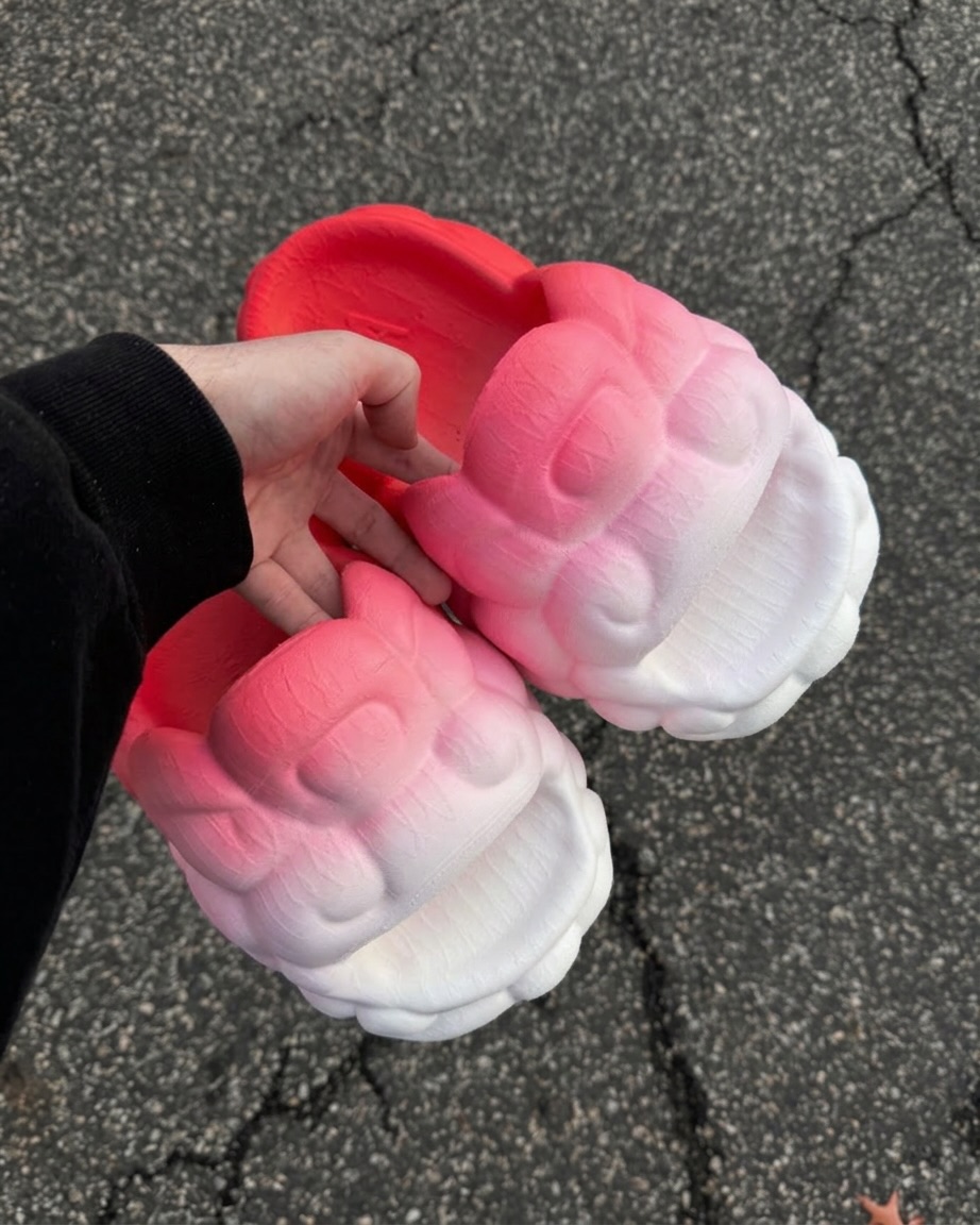 vetmamagazine's tweet image. Cloudy Sandals from Nosailes