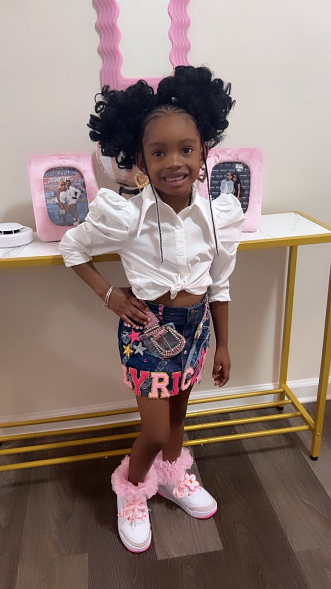 RUDE💋 tweet media