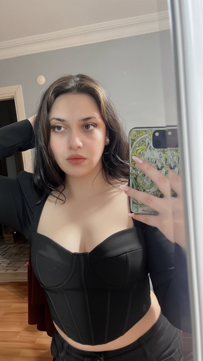 sev crowley 🦂 🪞 ⚔️ tweet media