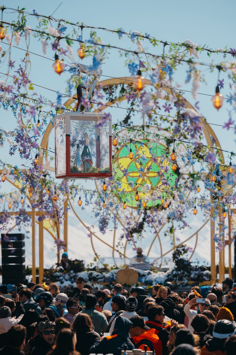 Tomorrowland tweet media