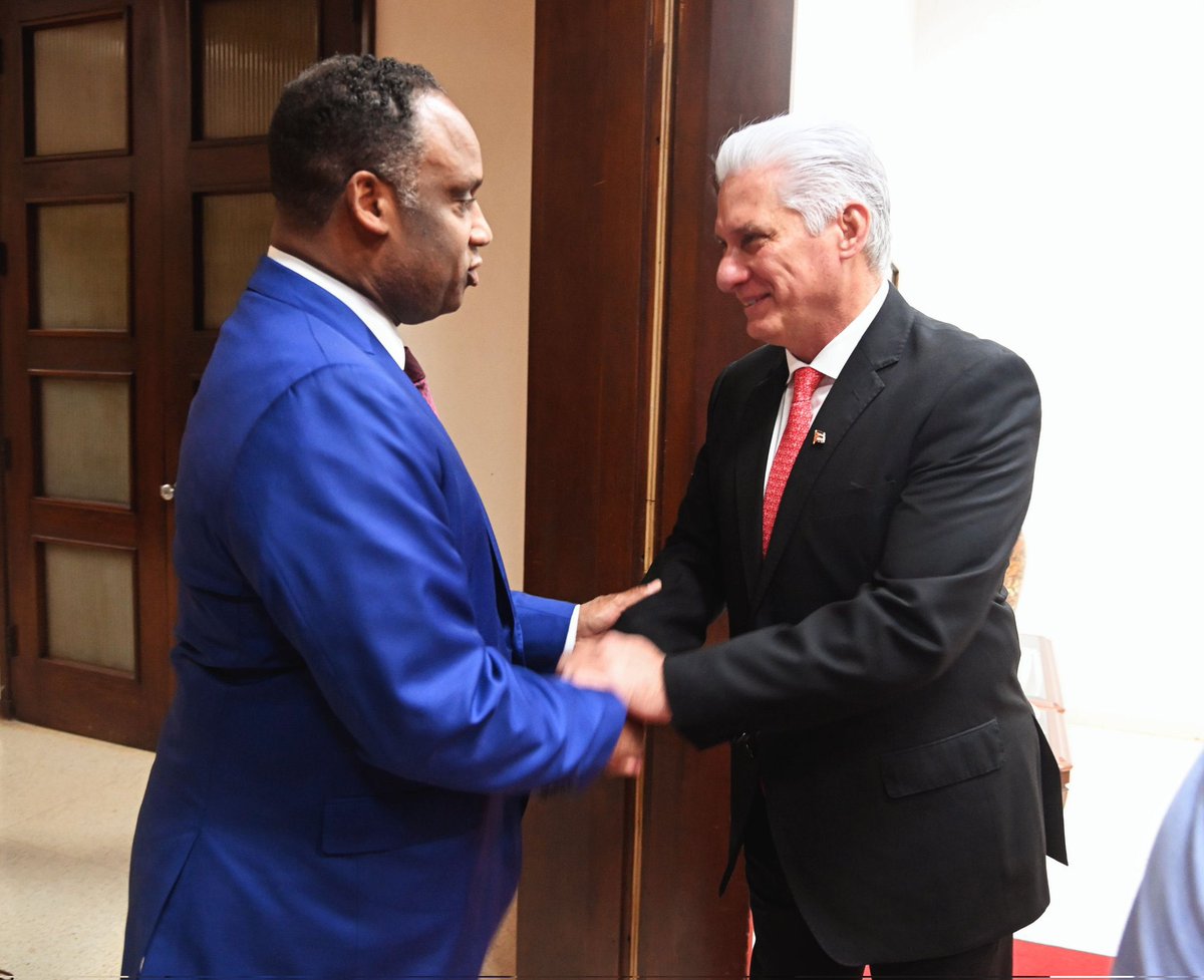 Tere Felipe tweet media