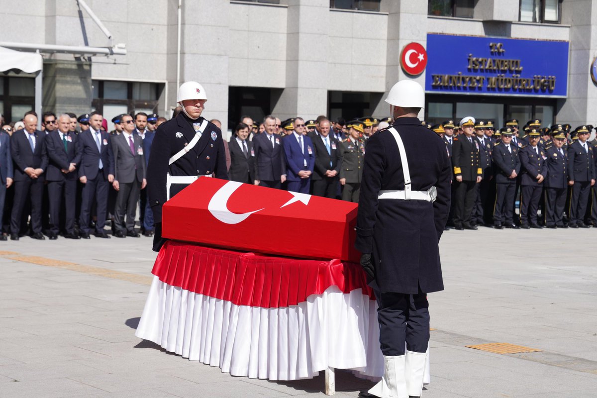 Nuri Aslan tweet media